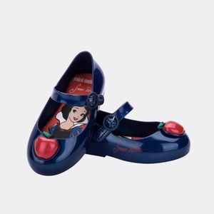 Mini Melissa little princess Mary Jane